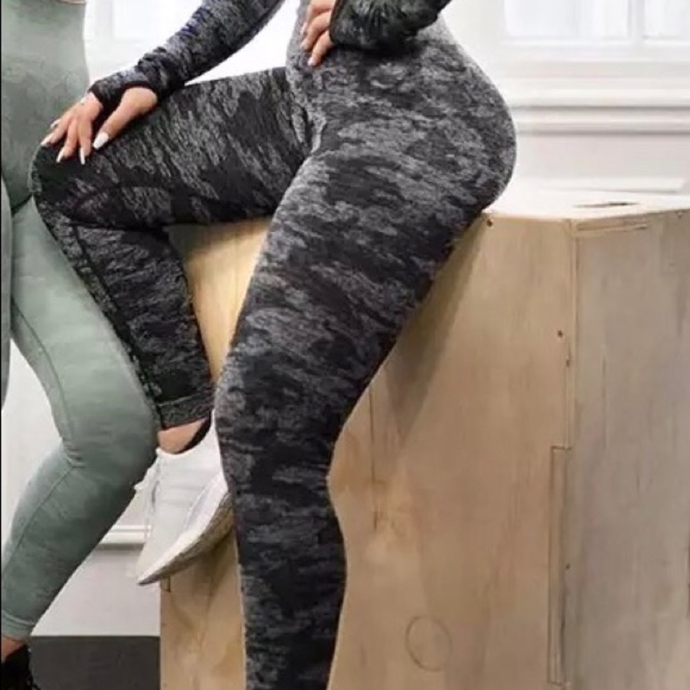 CAMO Seamless Leggings ♥️